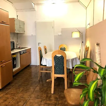Apartment In Alf Exterior photo